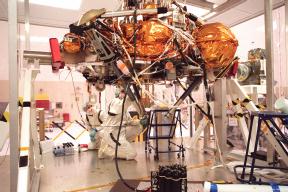 mpl9810133_s.jpg